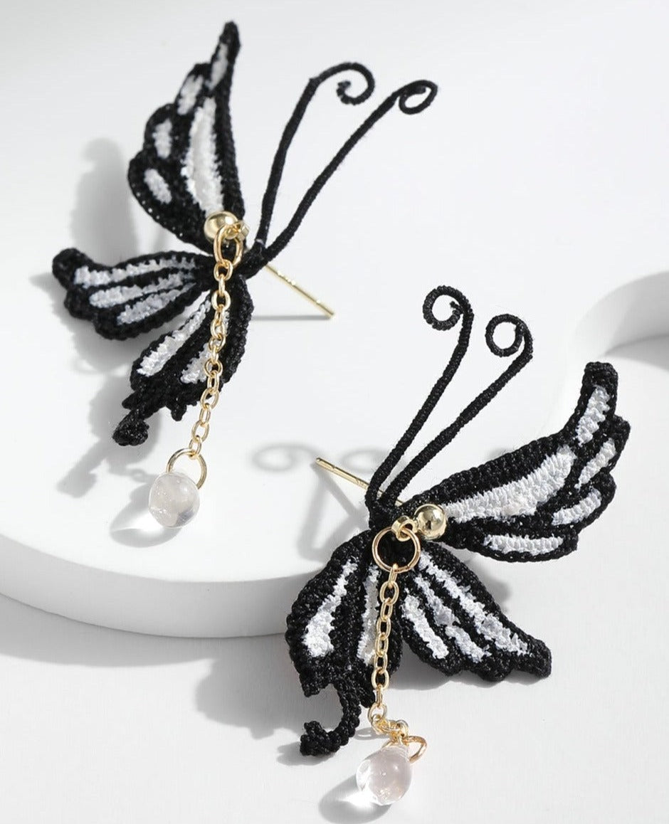 Micro Crochet Earring | Butterfly stud