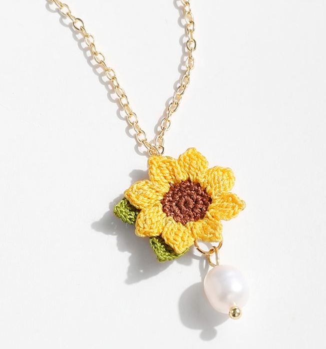 Micro Crochet Necklace | Sunflower