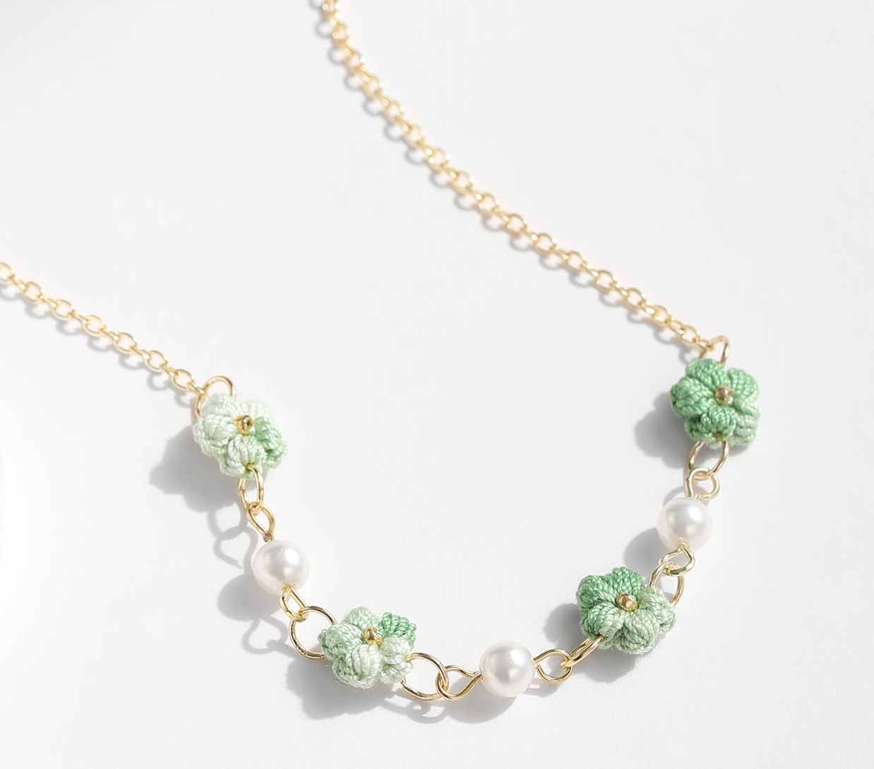 Micro Crochet Necklace | Puff Flowers