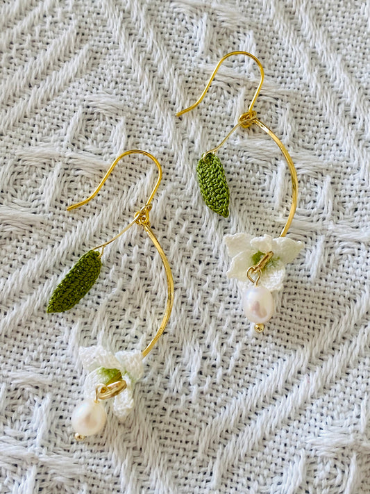 Micro Crochet Earring | Lily with Pearl Spiral Drop