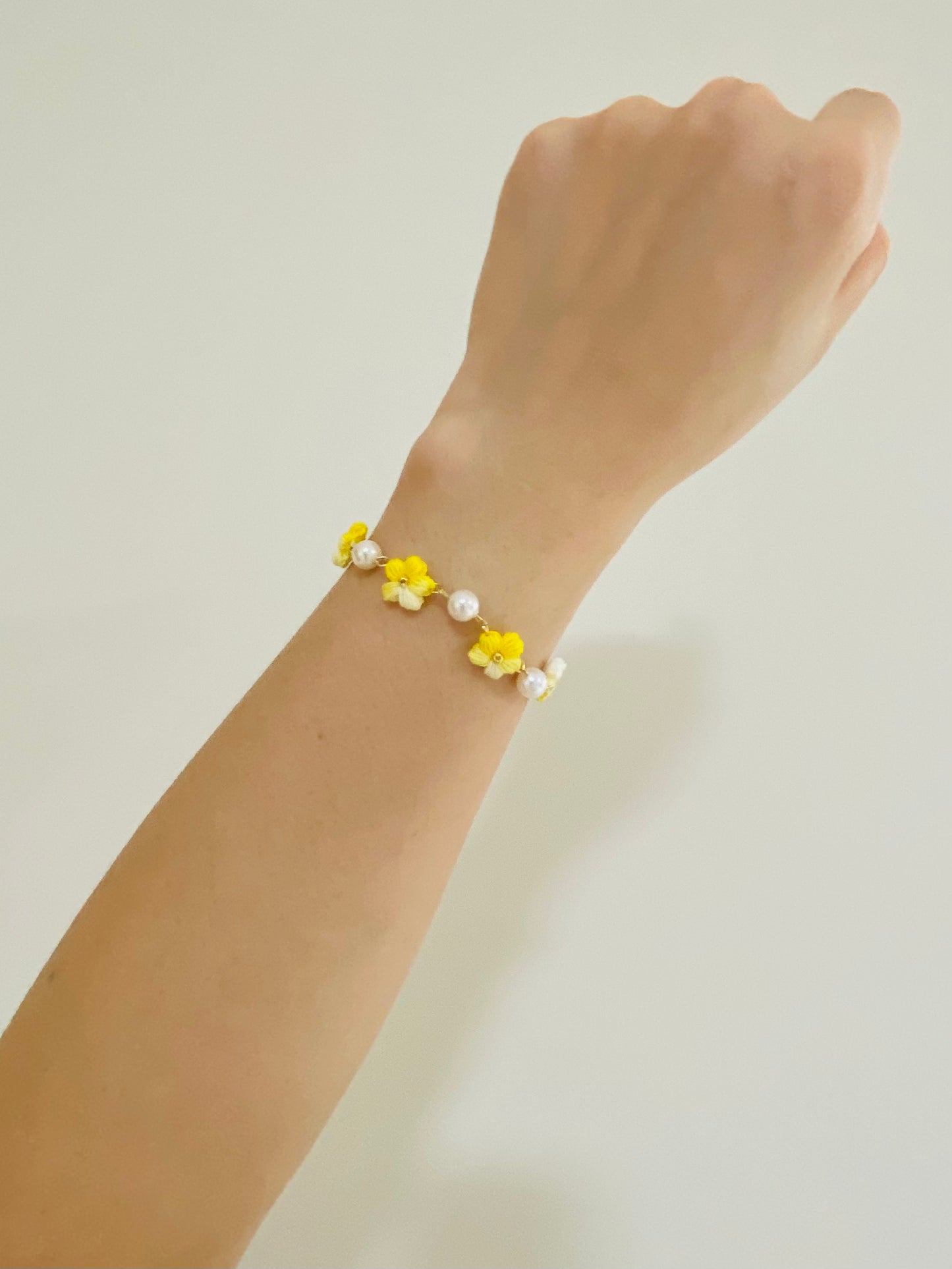 Micro Crochet Bracelet | Puff Flowers
