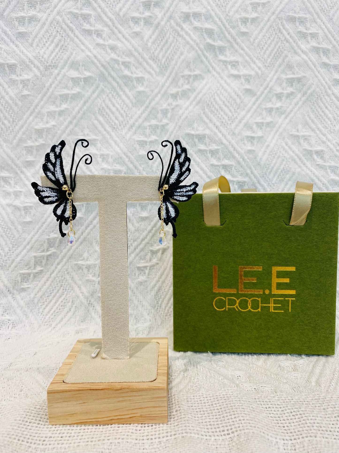 Micro Crochet Earring | Butterfly stud