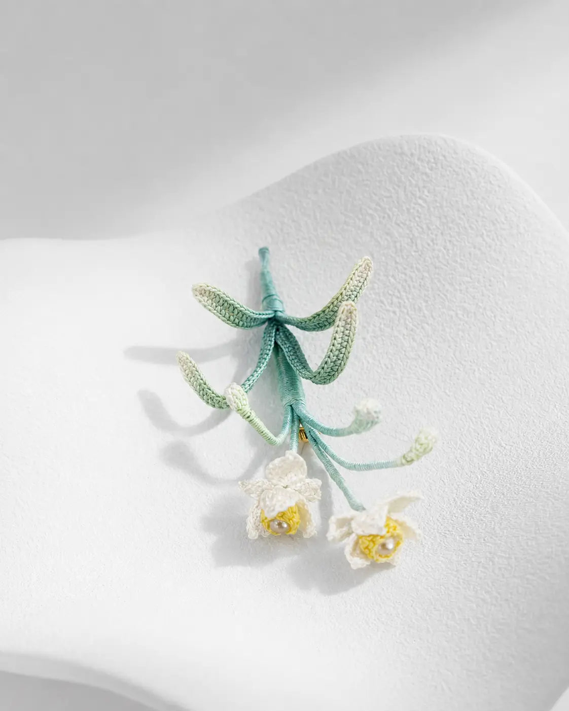 Daffodil Keepsake Brooch