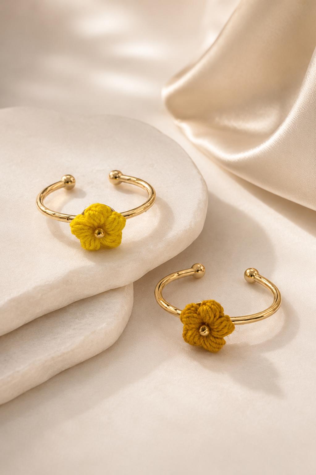 Puff Blossom Ring