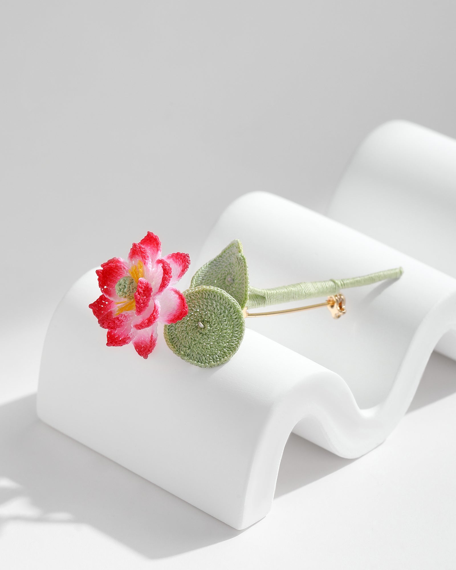 Micro Crochet Brooches | Lotus