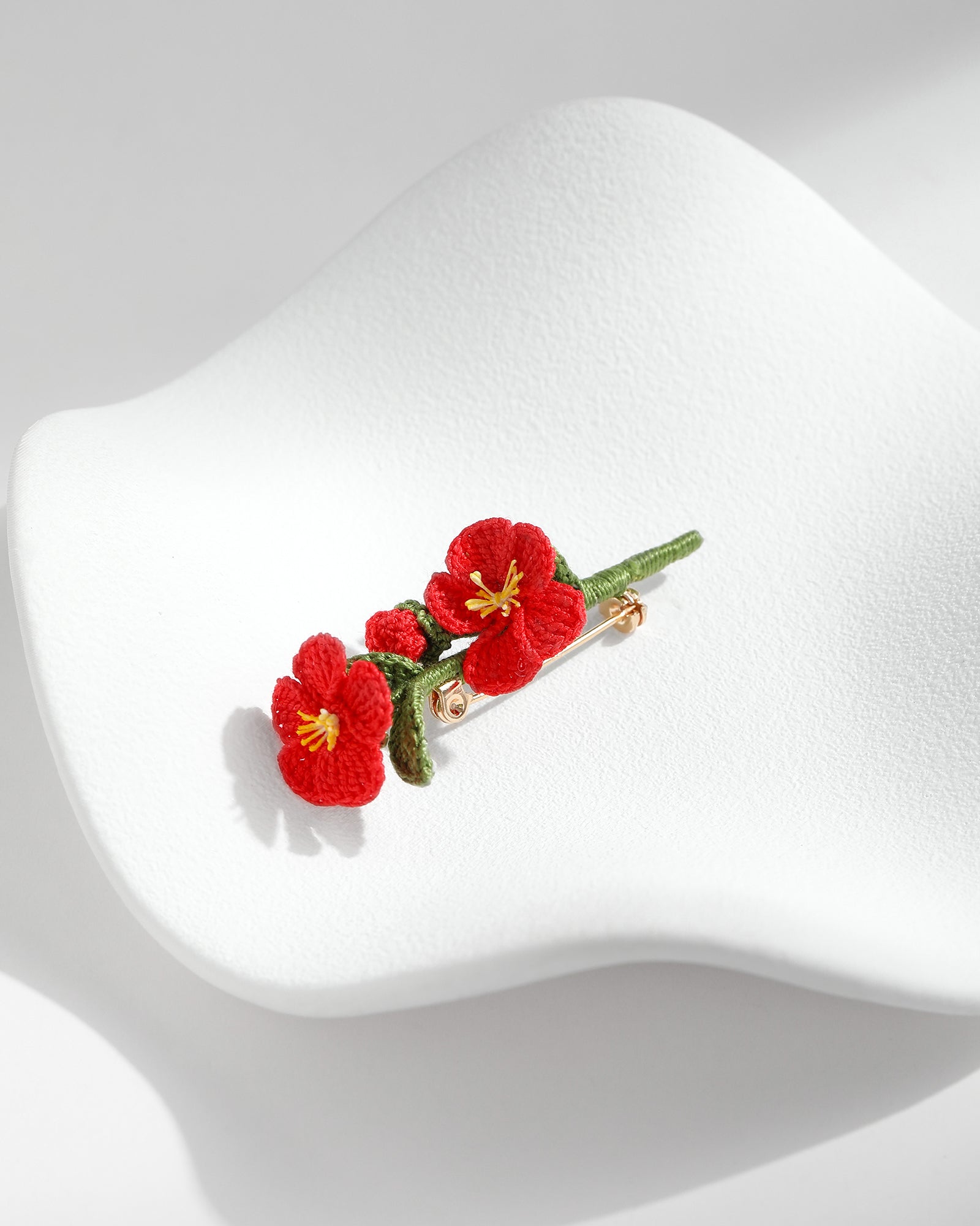 Micro Crochet Brooches | Camellia