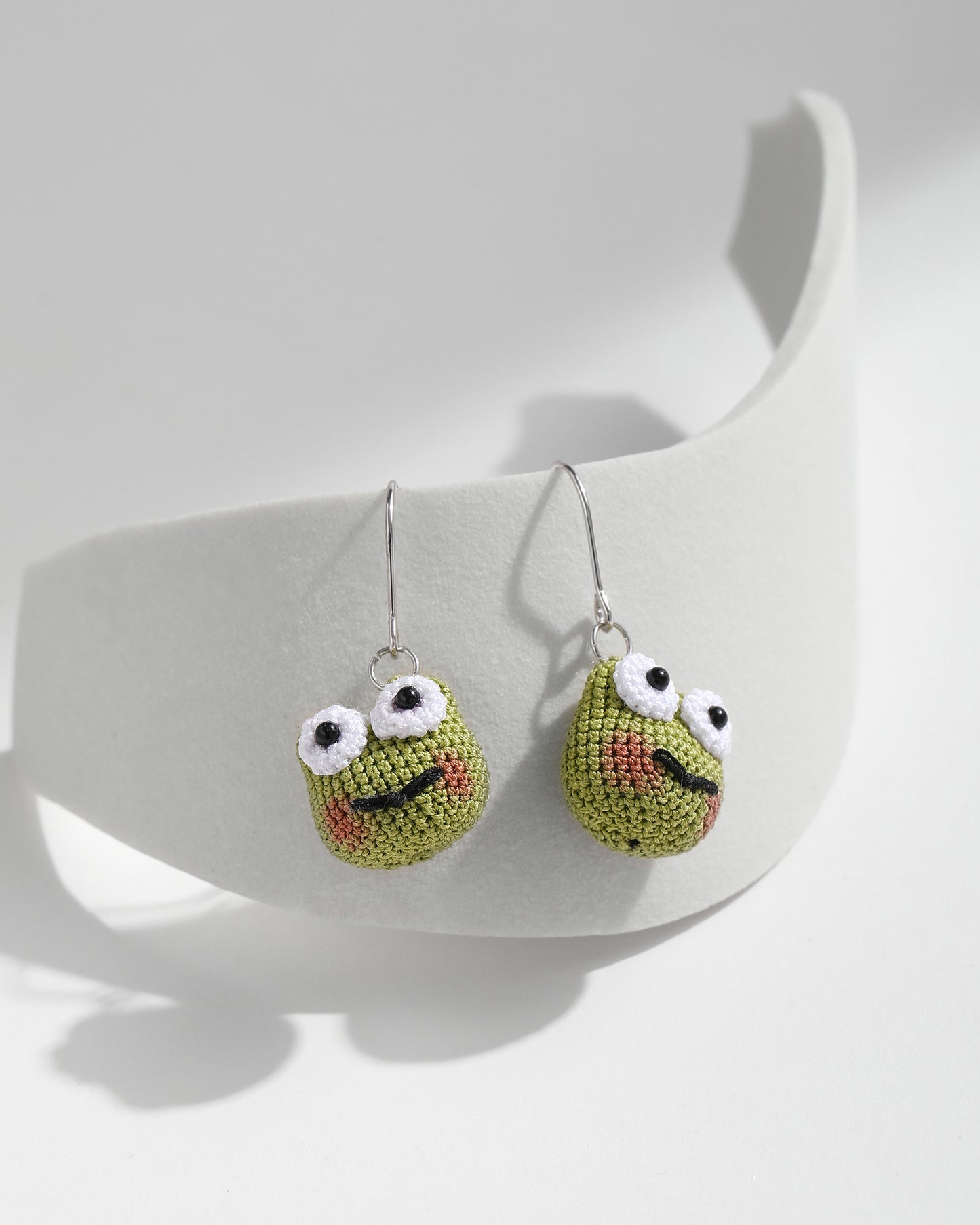 Micro Crochet Earring | Frog