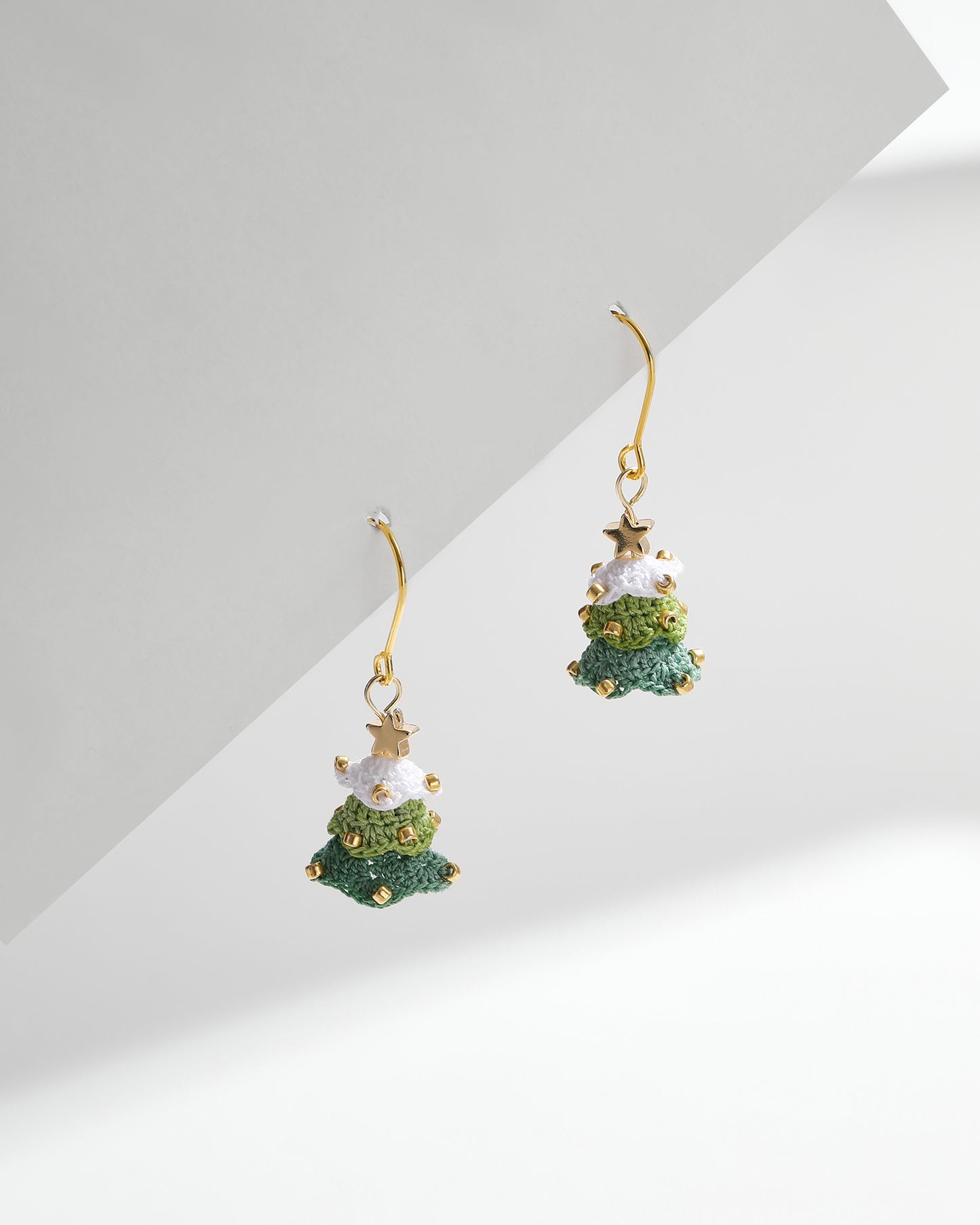 Micro Crochet Earring | Christmas tree