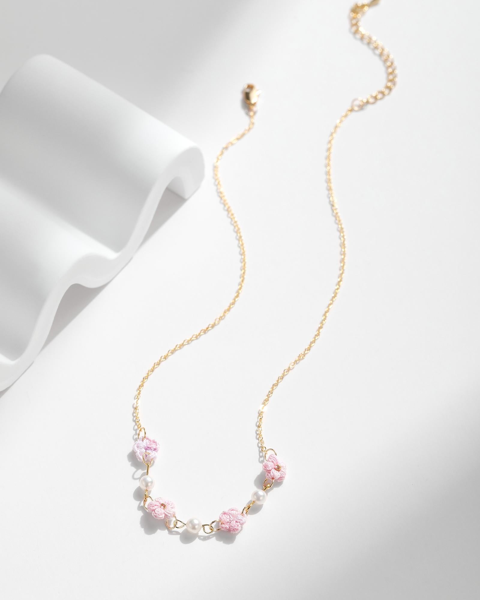 Puff Flower Necklaces