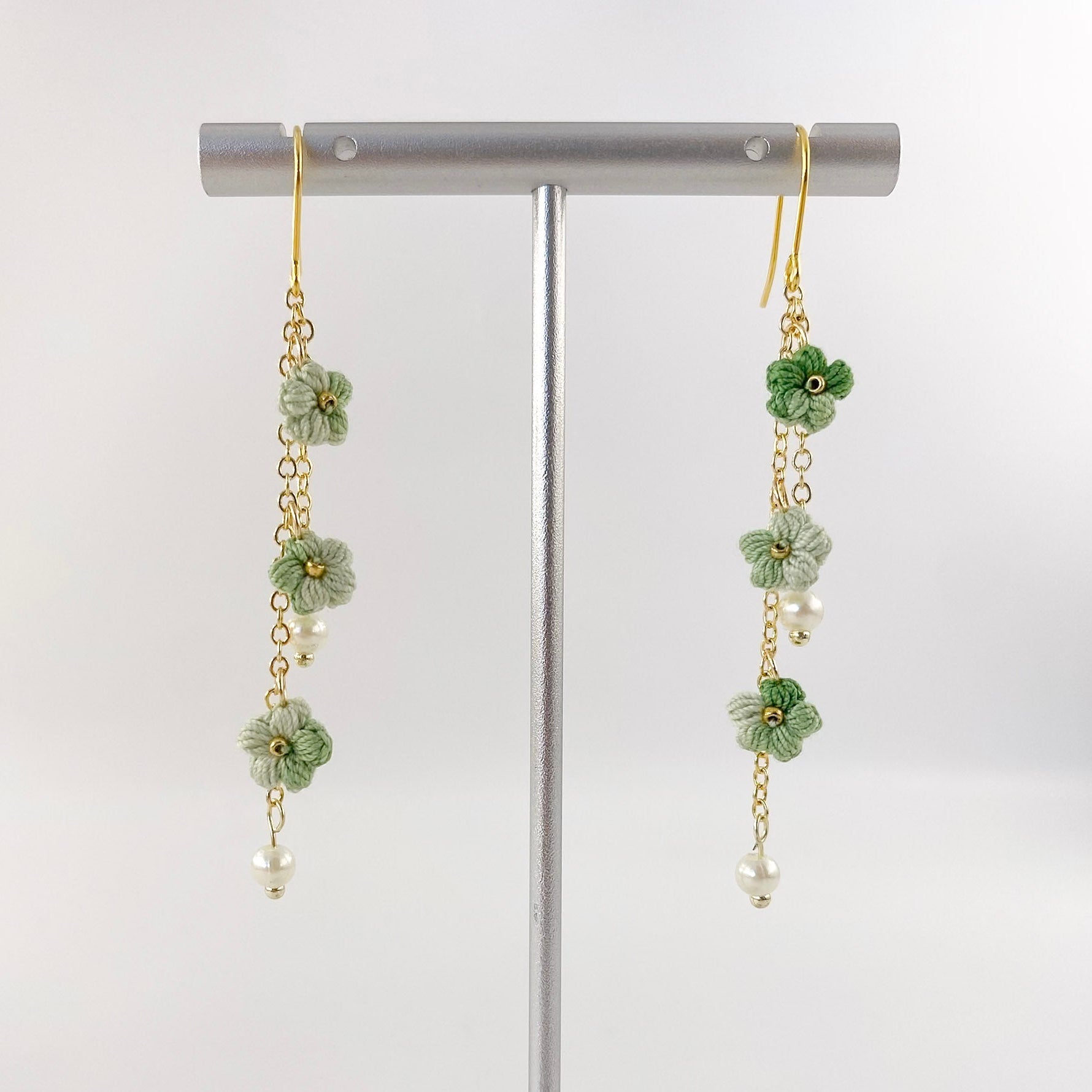 Puff Flowers Pearl Drop Micro-Crochet Earrings