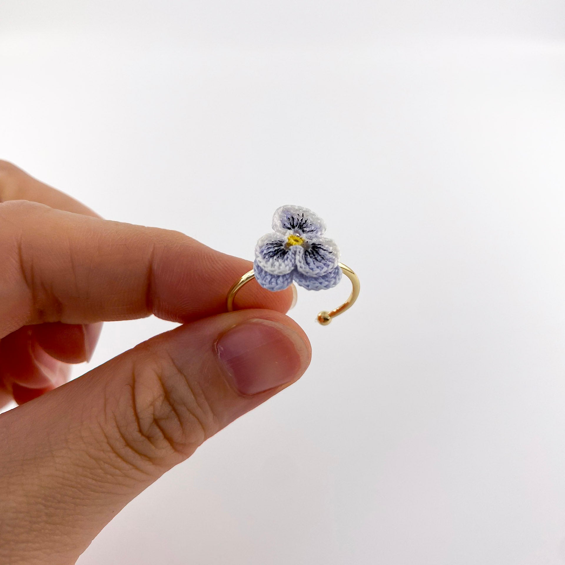 Micro Crochet Ring  | Pansy