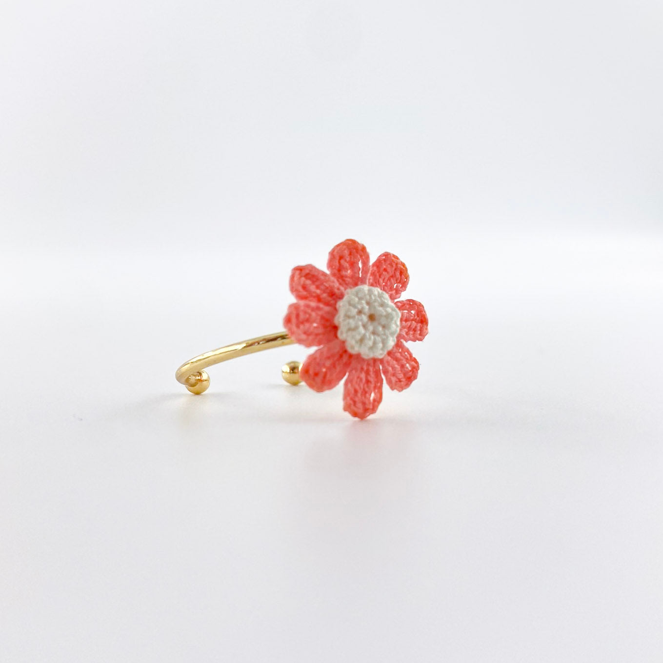 Micro Crochet Ring  | Colorful Daisy