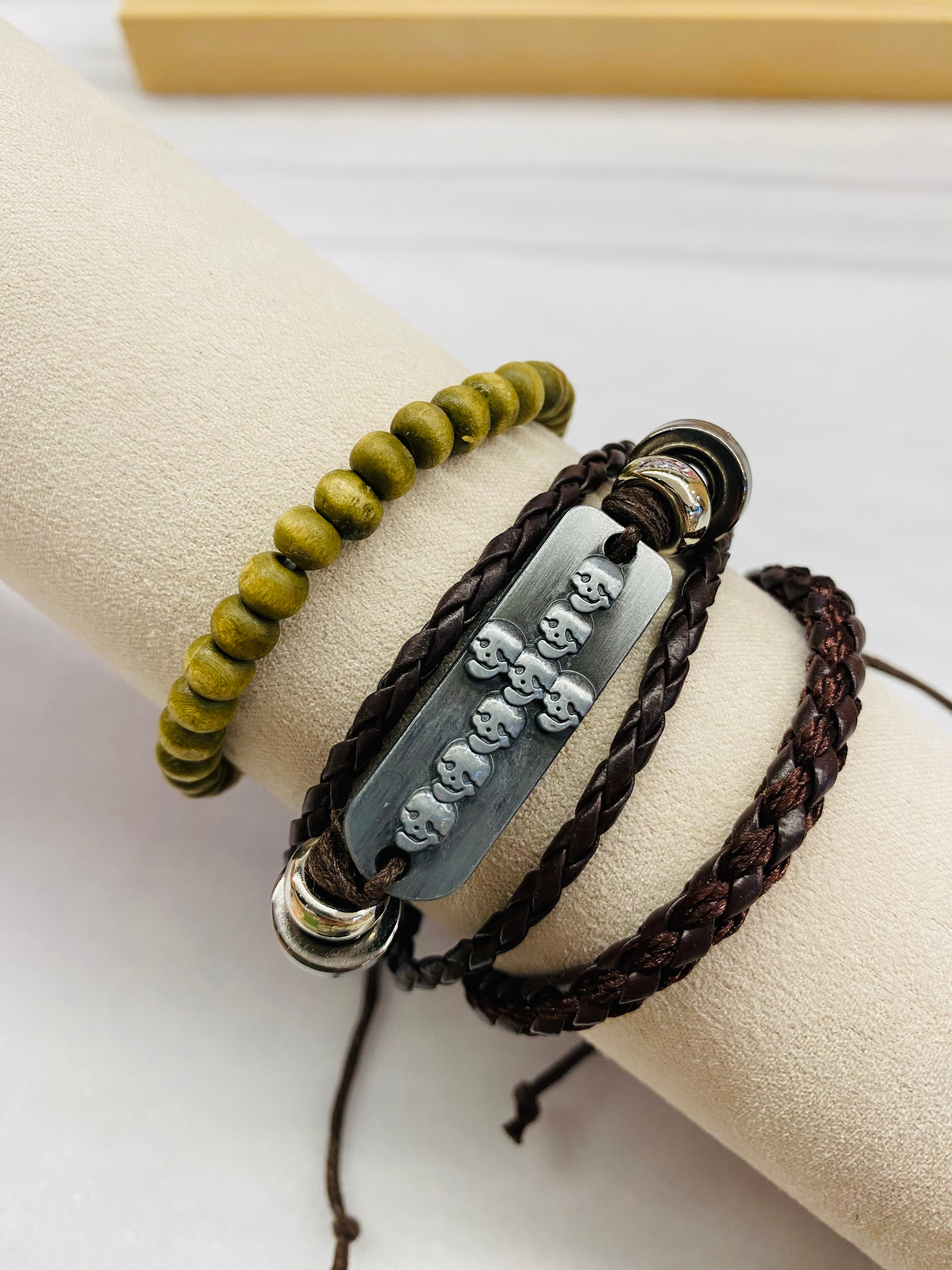 Leather Bracelet | Skull and Cross