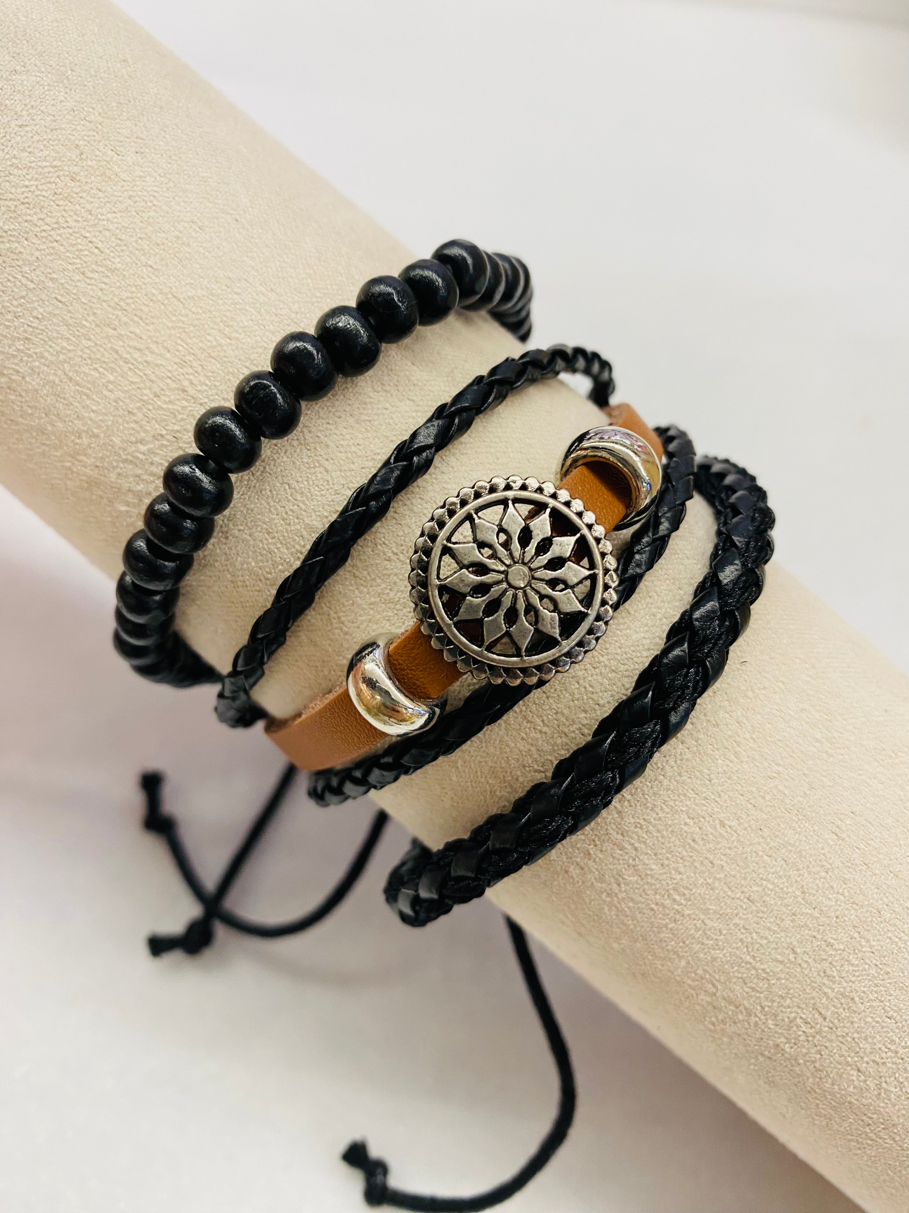 Leather Bracelet | Abstract Star