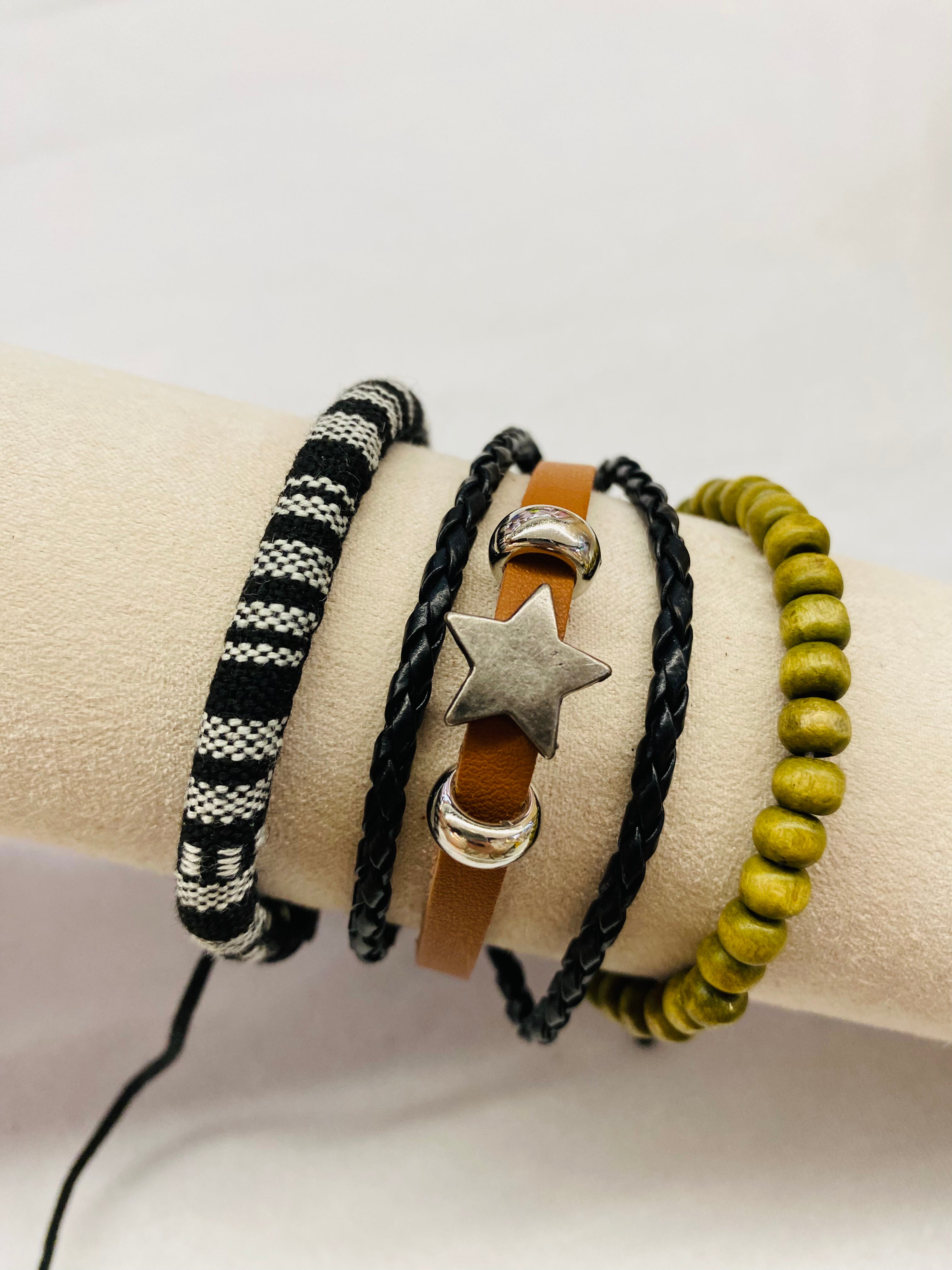 Leather Bracelet | Star with Beads Brown