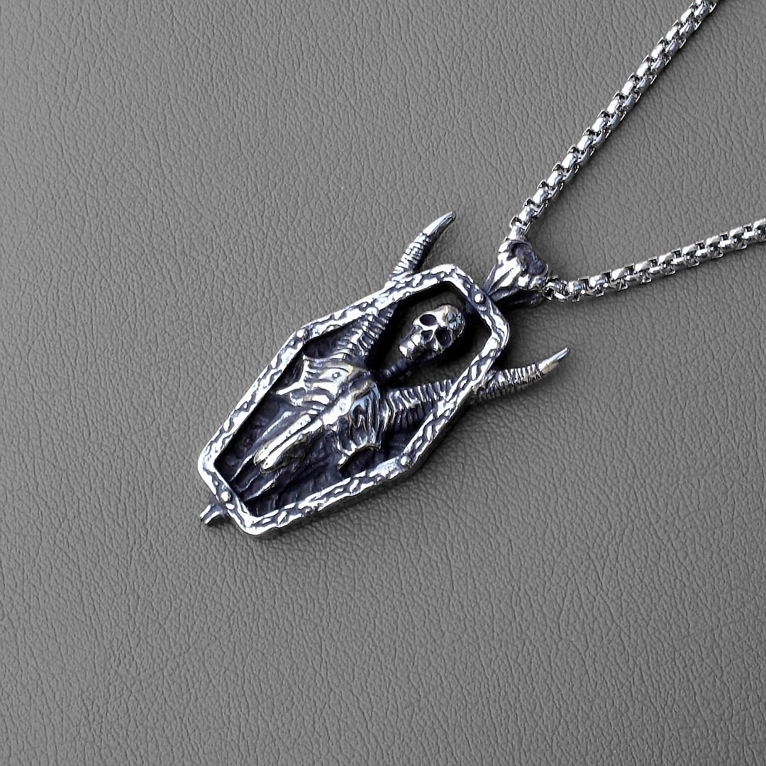 Stainless Steel Long Horned Demon Skull Necklace